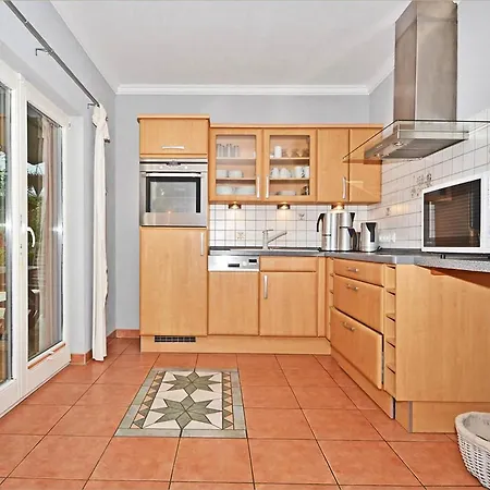 Holiday home 1 *